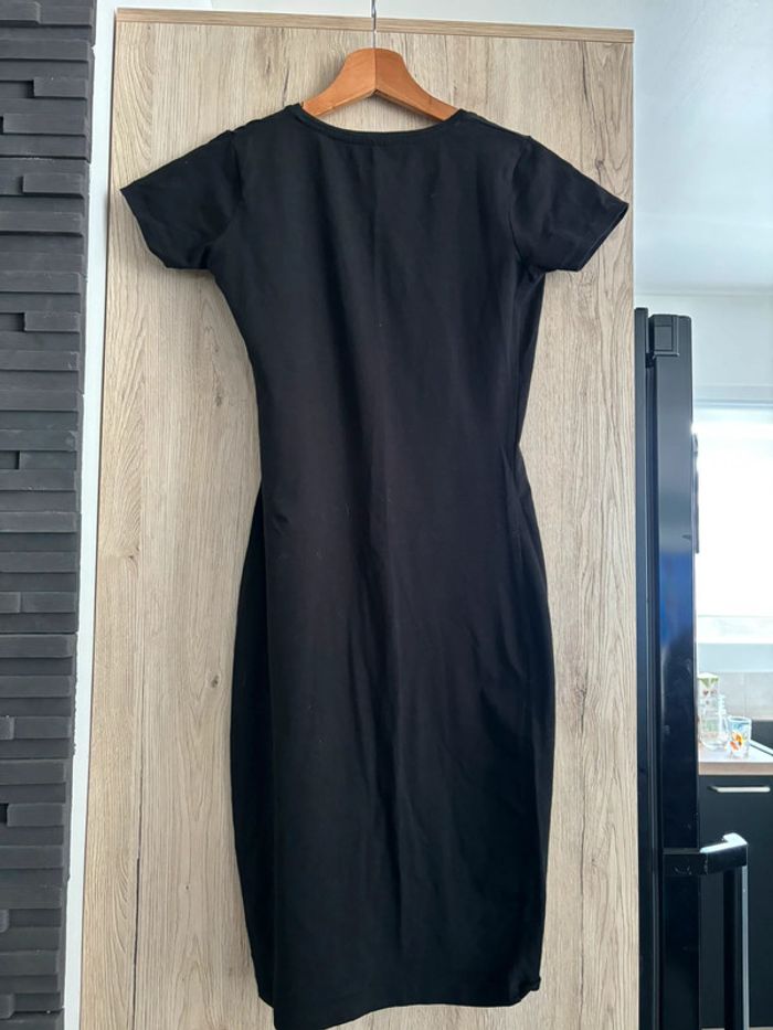 Robe mi longue noire - photo numéro 4
