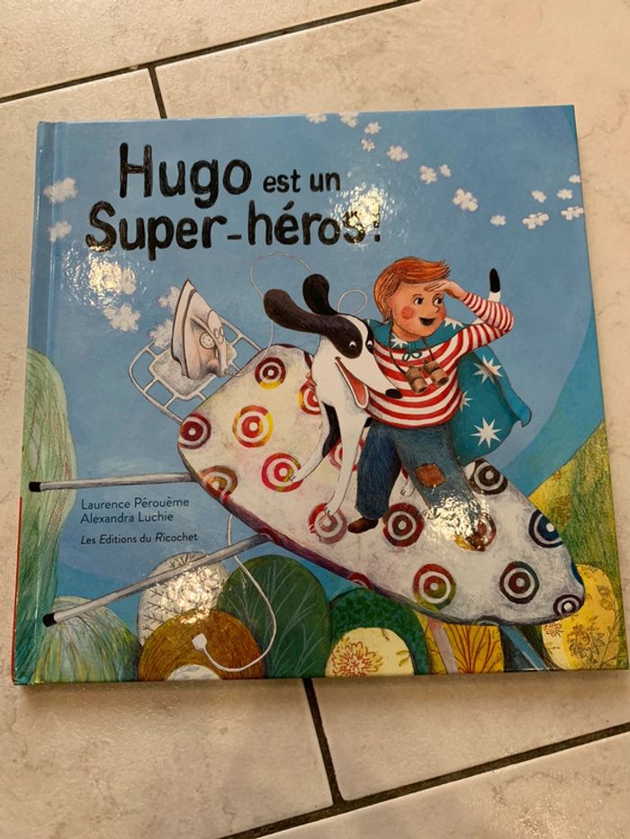 Livre Hugo est un super hero