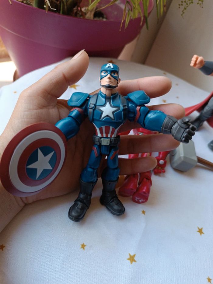 Figurine Avengers : Thor 30 cm - Super Heros - Personnage Articulé