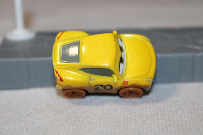 Disney Pixar mini racer - photo numéro 10
