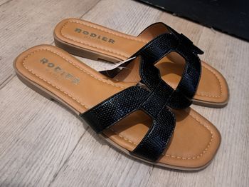 Sandales Rodier noires T37 neuves jamais portées