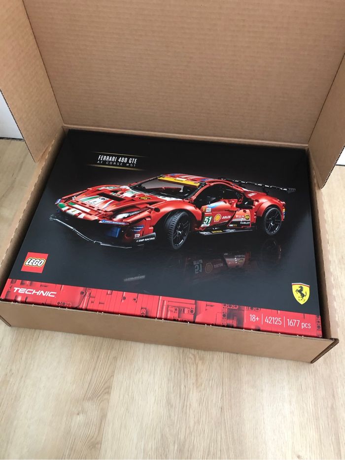 Voiture lego technic neuf ferrari gte af corse 42125