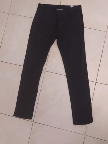 Pantalon chino noir Zara taille 44