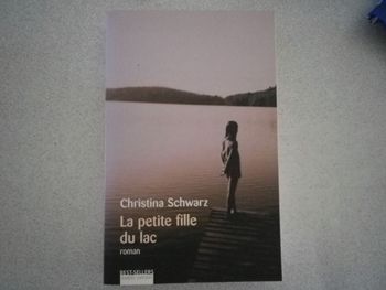 LA PETITE FILLE DU LAC