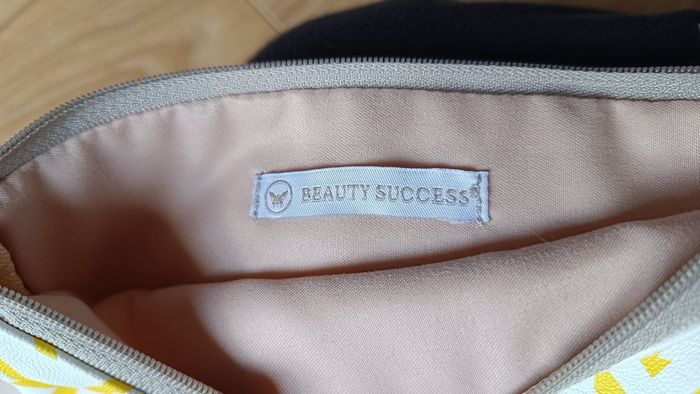 Ensemble de 2 trousses de toilette Beauty Success - photo numéro 3