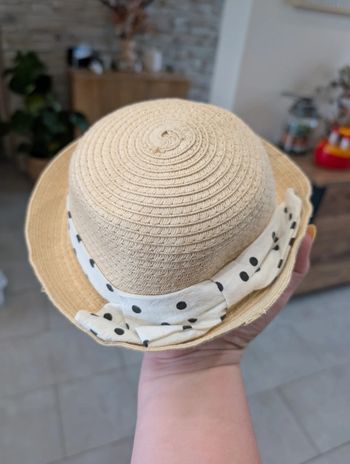 Chapeau bébé noeud à poids