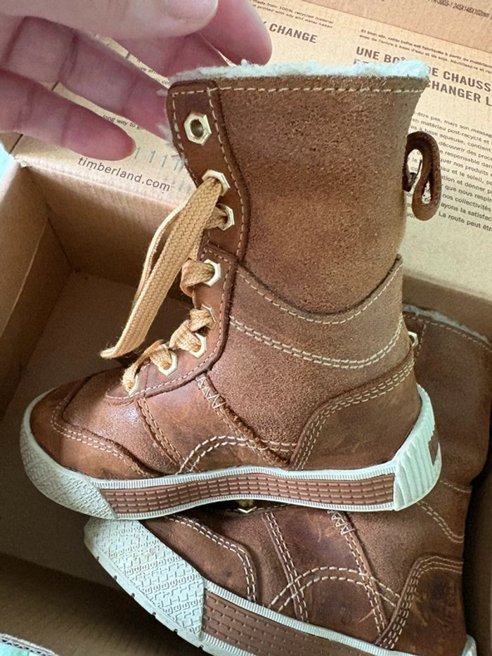 Boots 23,5 - photo numéro 4