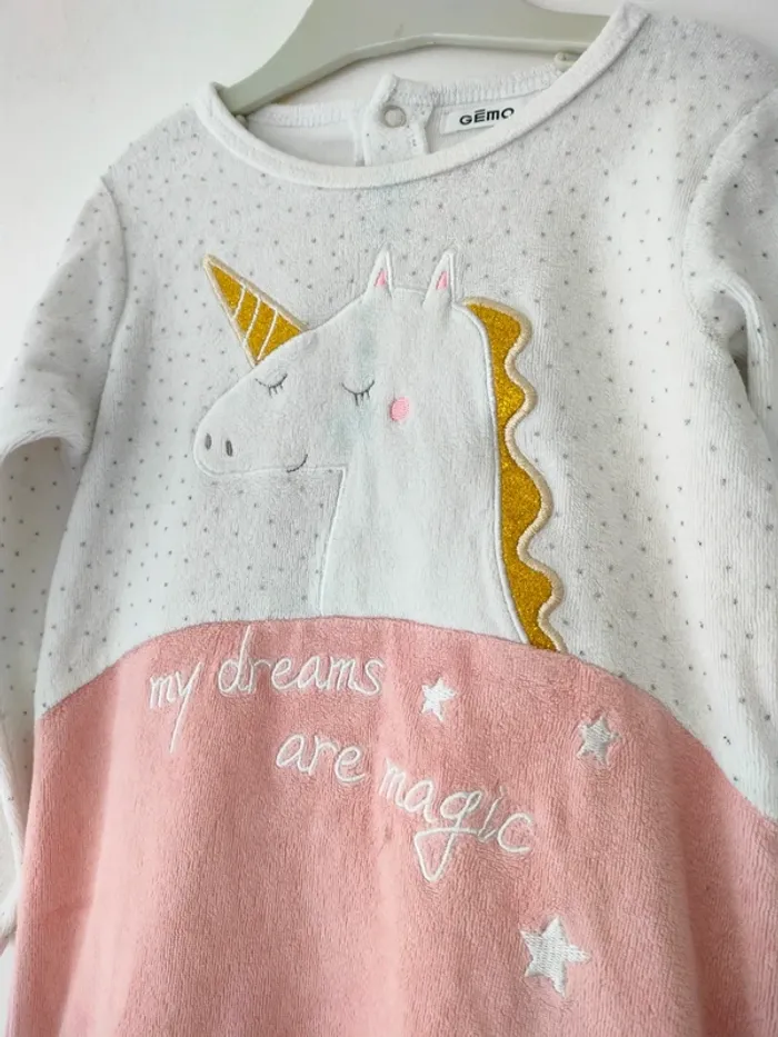 (a) pyjama Licorne Gémo 24mois - photo numéro 3