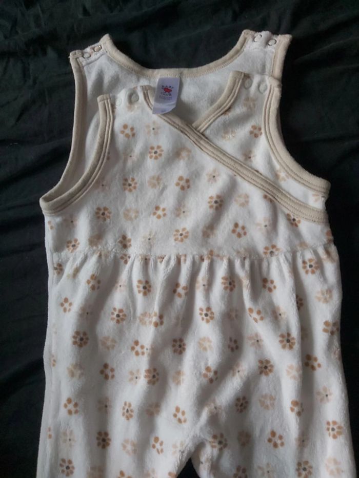 Pyjama baby c&a taille 3mois 62cm - photo numéro 2