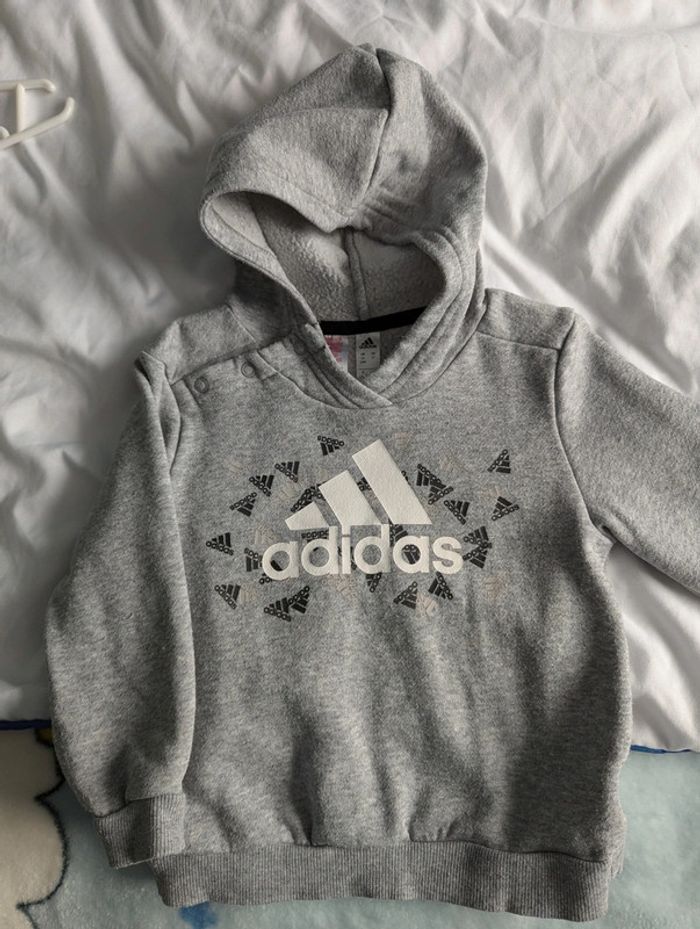 Sweat adidas 18/24 mois