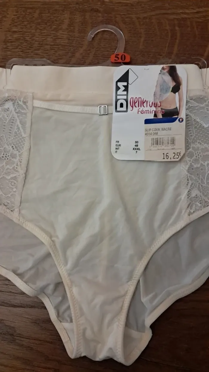 Slip Dim 50 - photo numéro 2