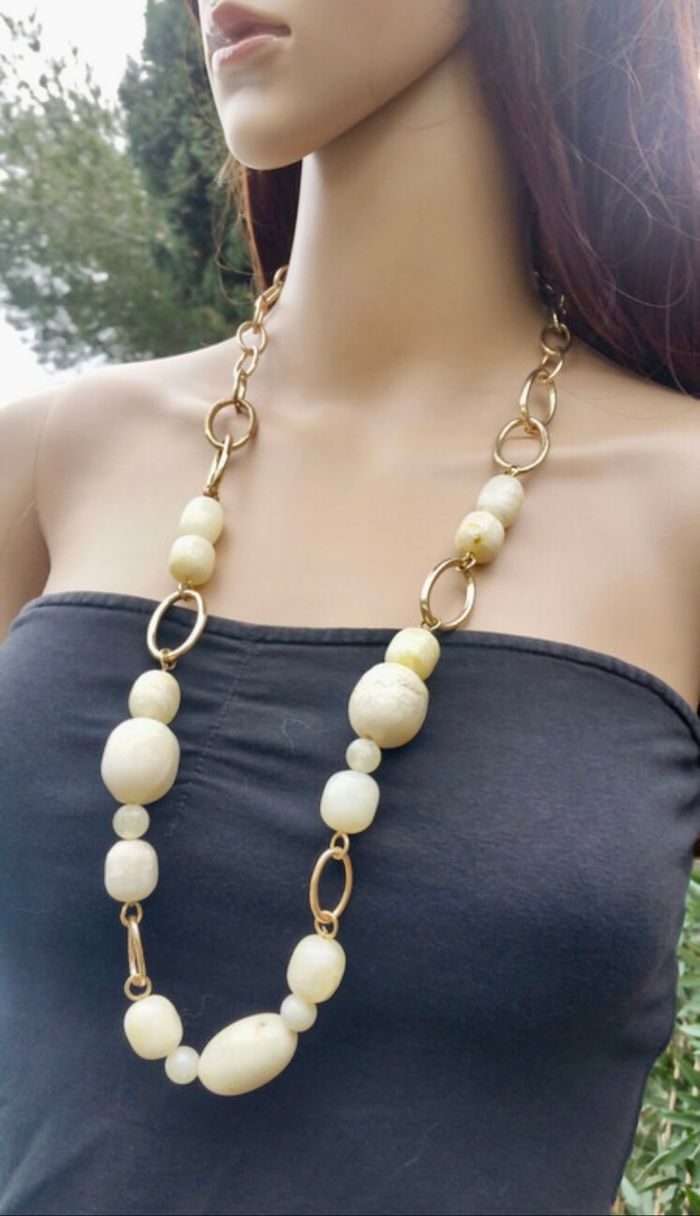 Collier sautoir chaîne grosses perles nacrées ivoire - photo numéro 2