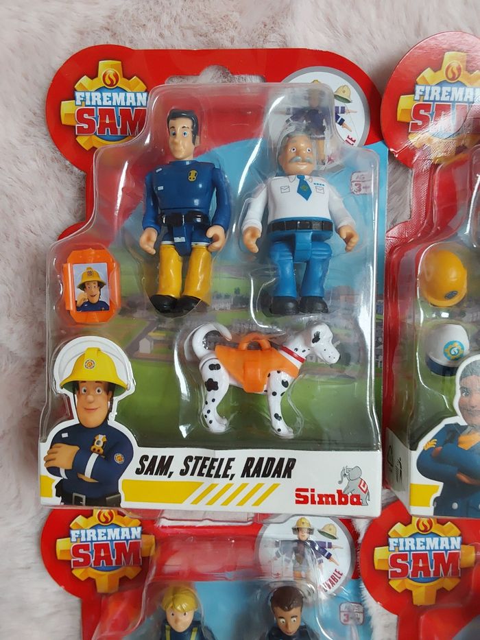 Lot de 4 paquets de figurines Sam le Pompier - photo numéro 2