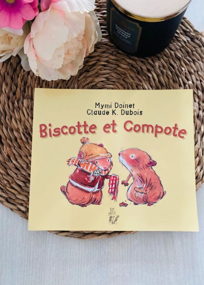 Biscotte et compote.