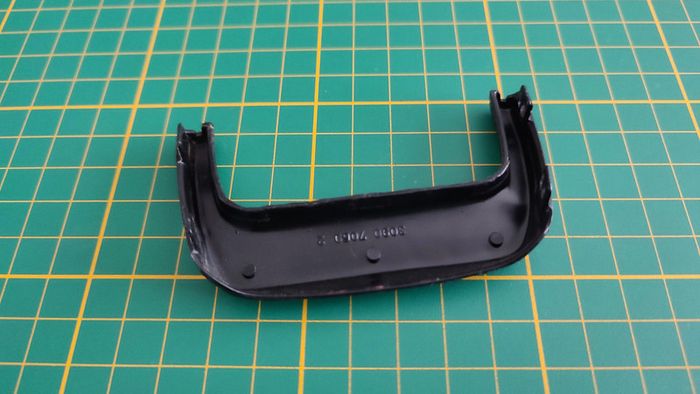 Capote arrière pièce miniature Bburago burago Porsche 911 Carrera 1993 1/18 1/18e 1/18ème #C53 - photo numéro 2