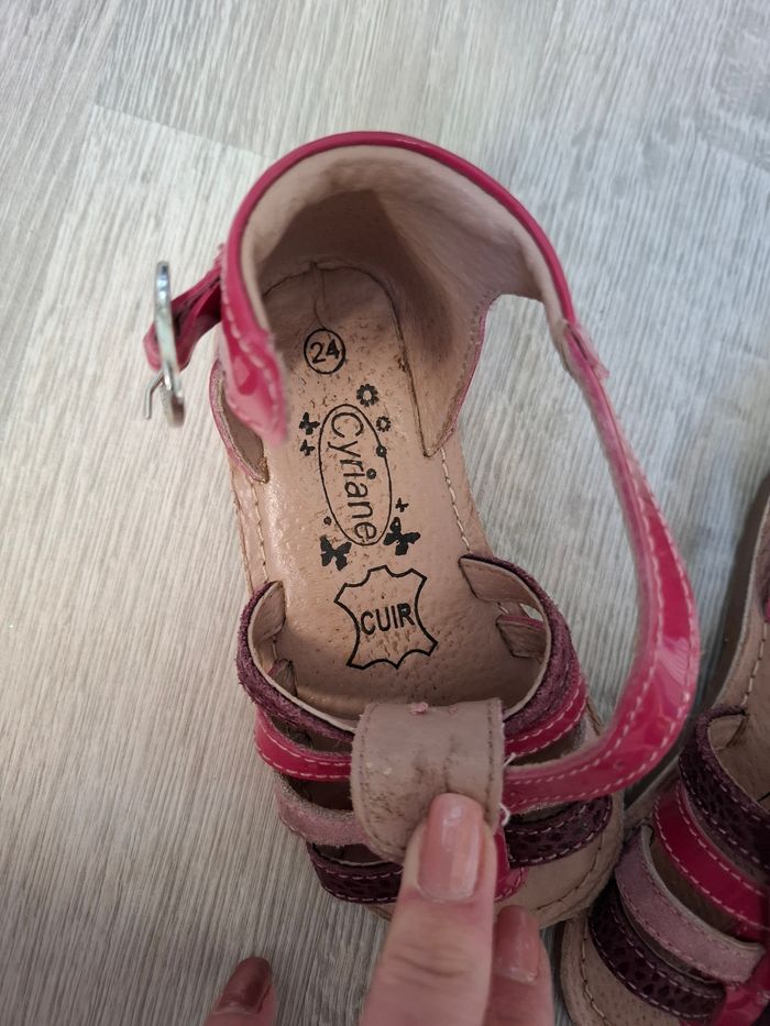Nu pieds - photo numéro 2