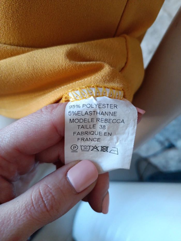 Jolie robe moutarde 36/38 - photo numéro 5