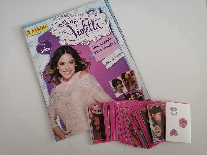 disney violetta livre, stickers, cartes et autres - photo numéro 9