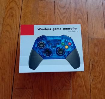 Manette bleue