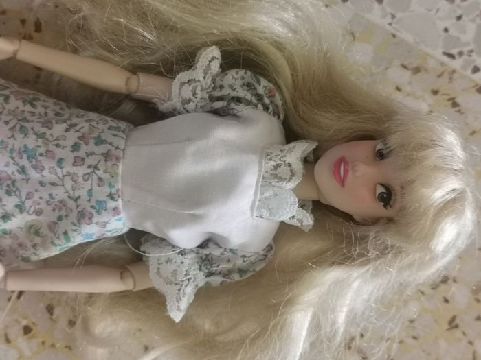 Poupée aurore disney store - photo numéro 2