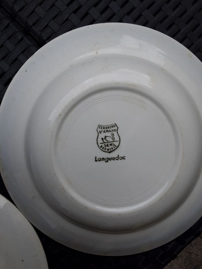 Lot de 2 assiettes creuses vintage de 23 cm en semi porcelaine de st amand - photo numéro 7
