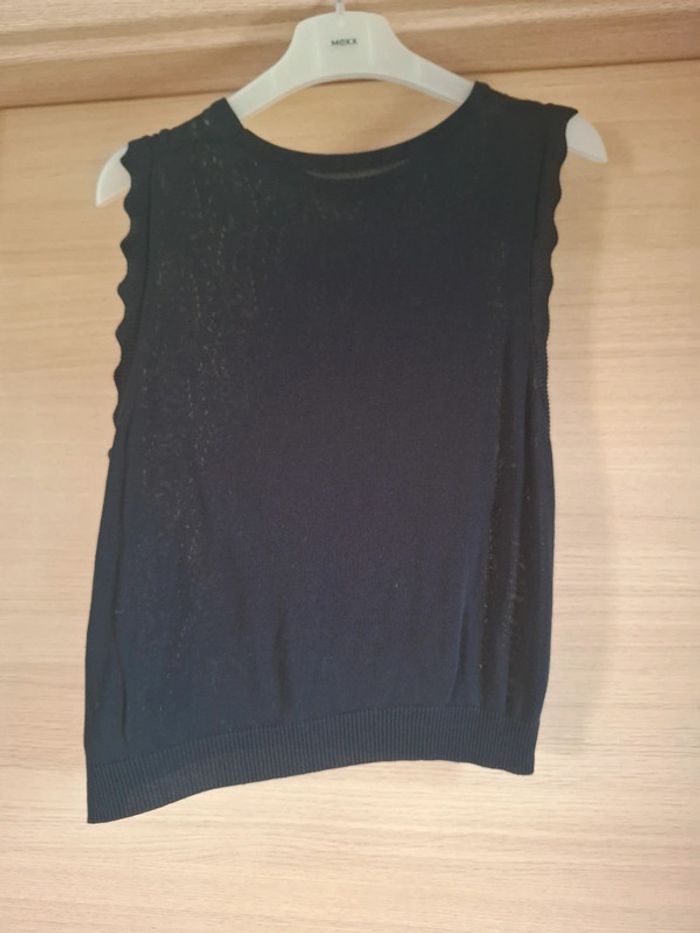 Pull sans manche taille 38 - photo numéro 3