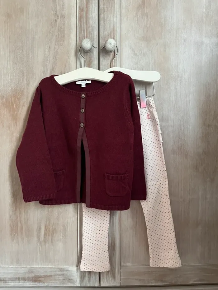 Lot 2 pièces t. 36 mois