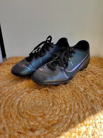 Chaussures de foot Nike Mercurial Vapor taille 33