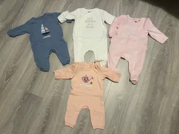 Lot pyjamas 3 mois