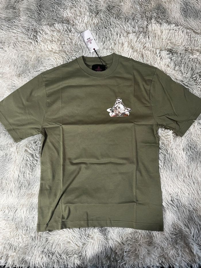 T-shirt Palace x Vivienne Westwood olive 🫒 - photo numéro 4