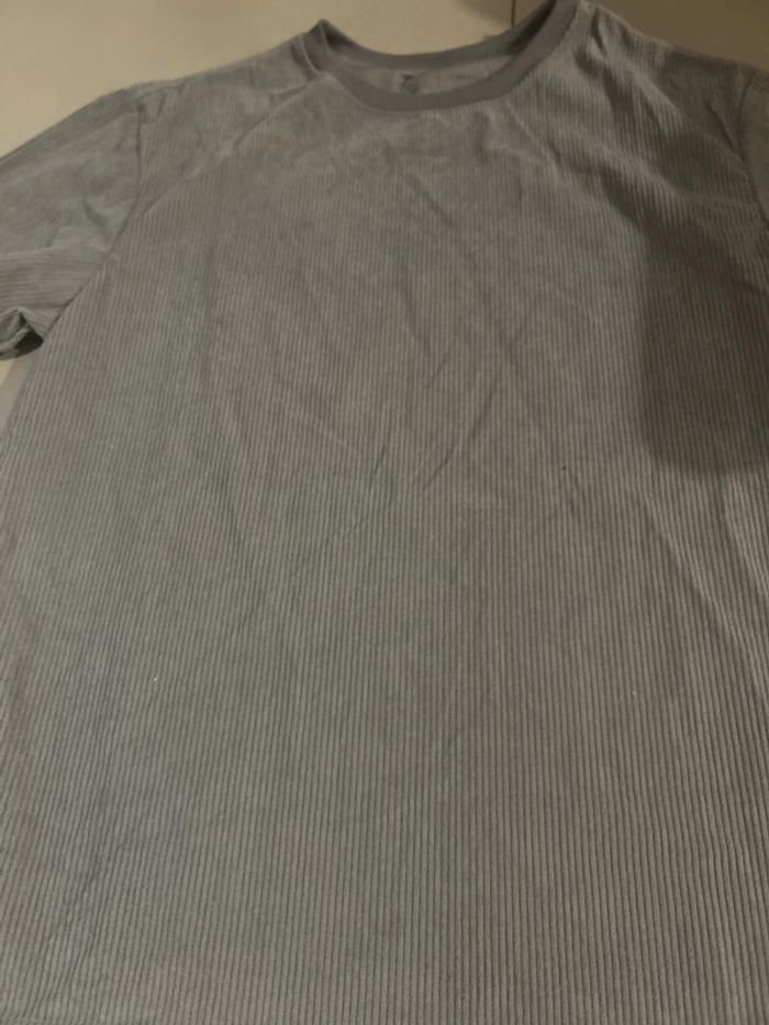 T-shirt velours gris - photo numéro 2