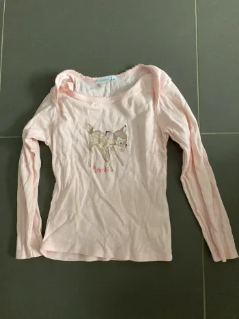 Maillot de corps bambi 4 ans en très bon état