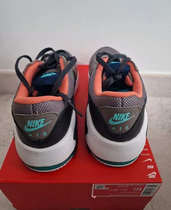 Basket Nike Air Max Excee 39 Neuve - photo numéro 4