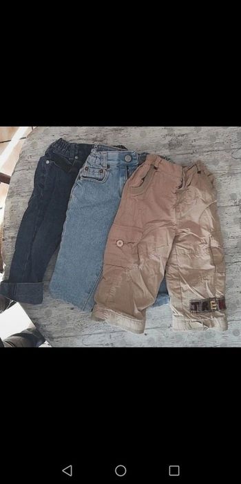 Lot 3 pantalons 2 ans