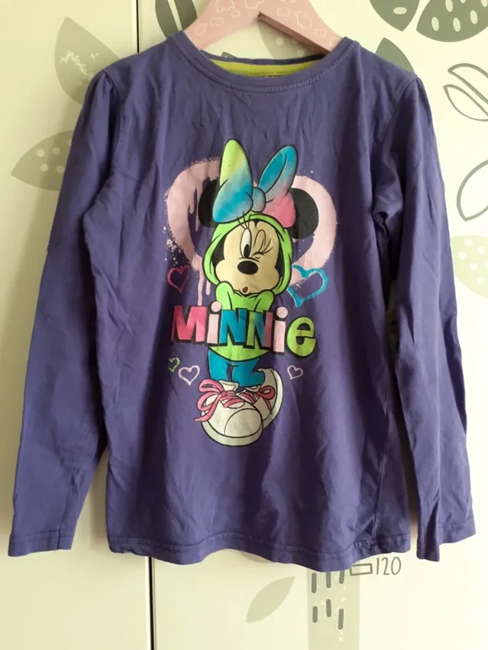 Tee-shirt violet motif Minnie Mouse