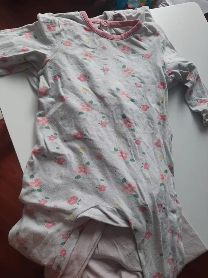 Lot de 4 pyjamas léger 18 mois - photo numéro 4