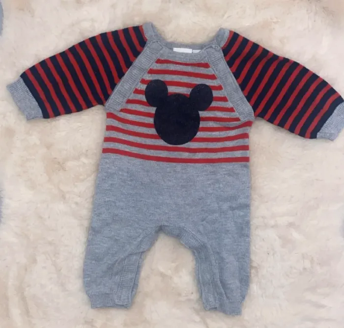 Tenue Mickey
