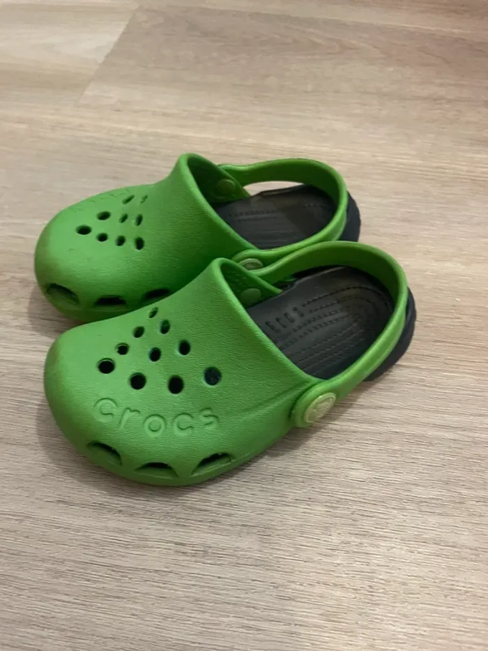 Crocs C7