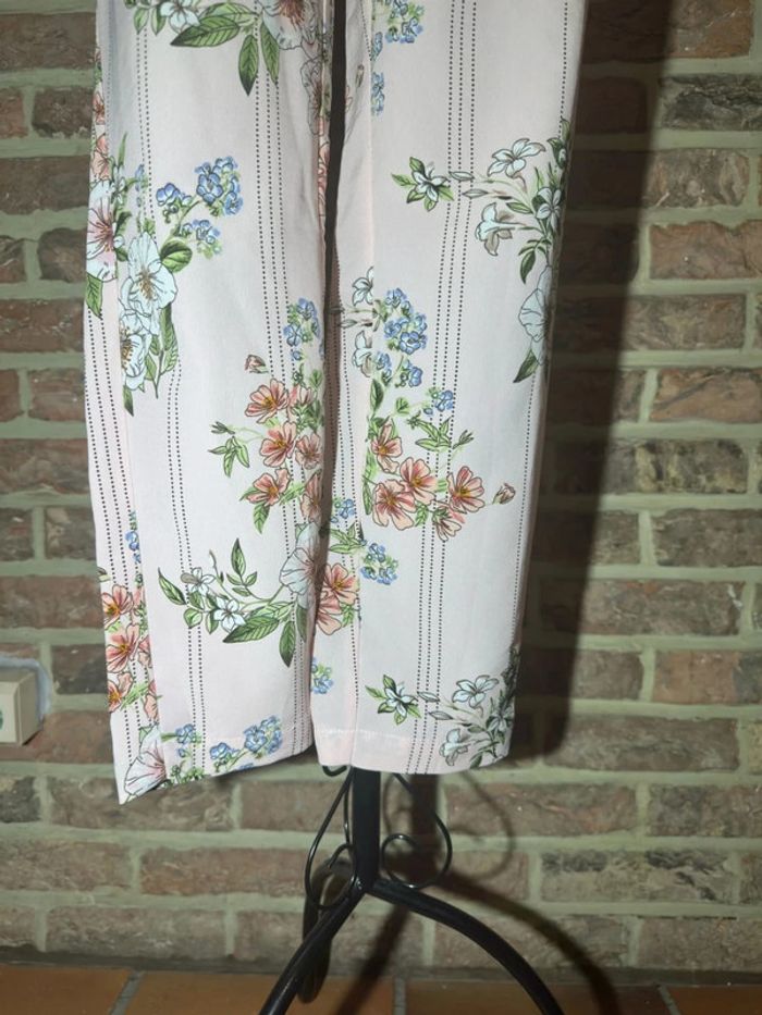 Pantalon rose clair fleuri Primark Taille XXS / 32 - photo numéro 4