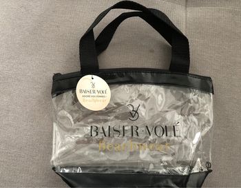 Pochette de bain ou autre « baiser volé » NEUVE