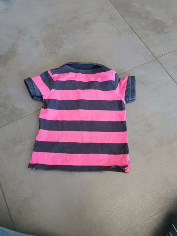 Joli polo manches courtes rose et noir kiabi 18 mois - photo numéro 3