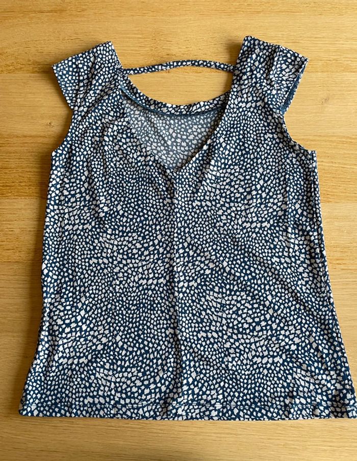 Tshirt taille 1 - photo numéro 3