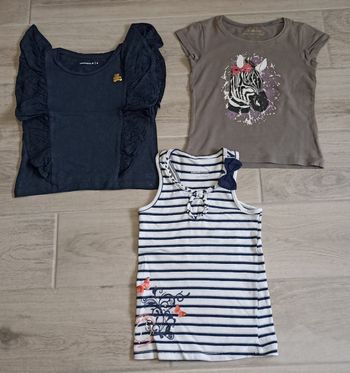 Lot 3 tee-shirts fille 4 ans 