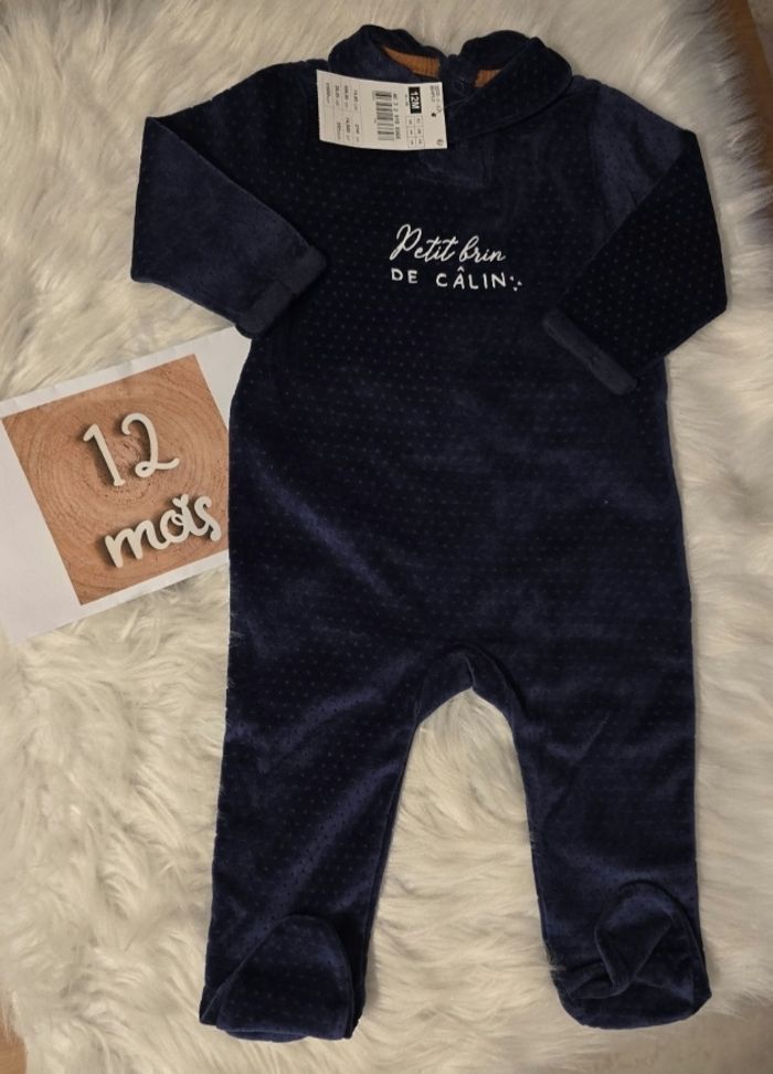 NEUFS !!!!! NON PORTÉS 🥰💙😍 lot pyjamas 12mois Garçon 😍💙🥰(ferme) - photo numéro 5