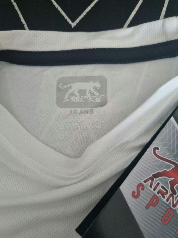 Tee-shirt airness neuf - photo numéro 2