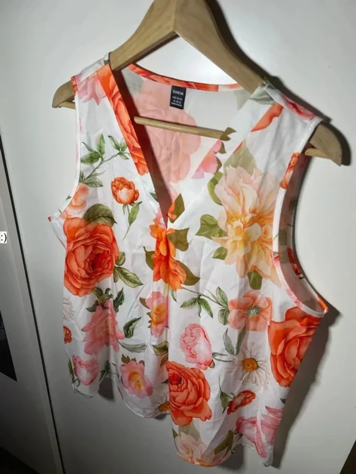 Blouse femme fleurie légère taille 44 / SHEIN - photo numéro 2