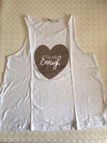 Débardeur en très bon état.