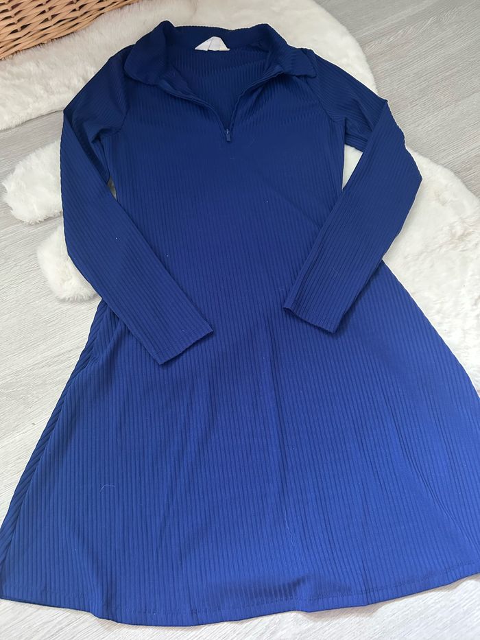 Robe manches longues cintré bleu