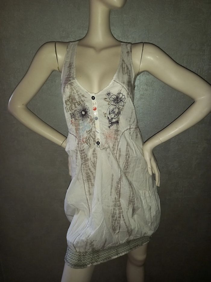 robe boule blanche et grise desigual taille 38