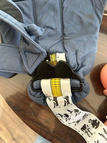 Mini porte bébé babybjörn